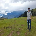  Ali Afzal 