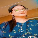  Uroosa Aziz 